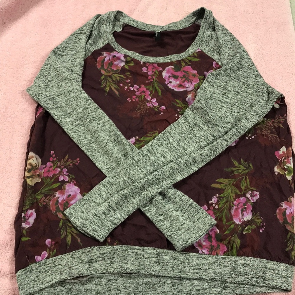 Floral top